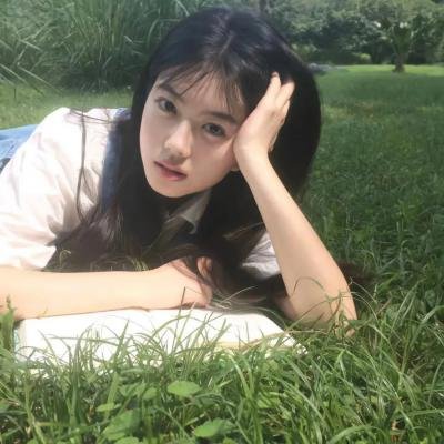 人气爱豆被曝与神秘男子同车离开，一个月豪宅门口画面流出